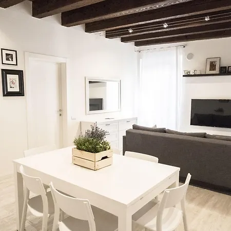 Apartmán Flats4rent Casa Di Sara